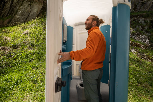 Best Portable restroom trailer rental  in Hobart, WI